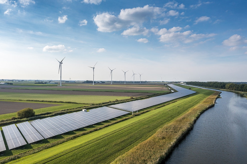 Solar-/Windpark Solar-/Windpark